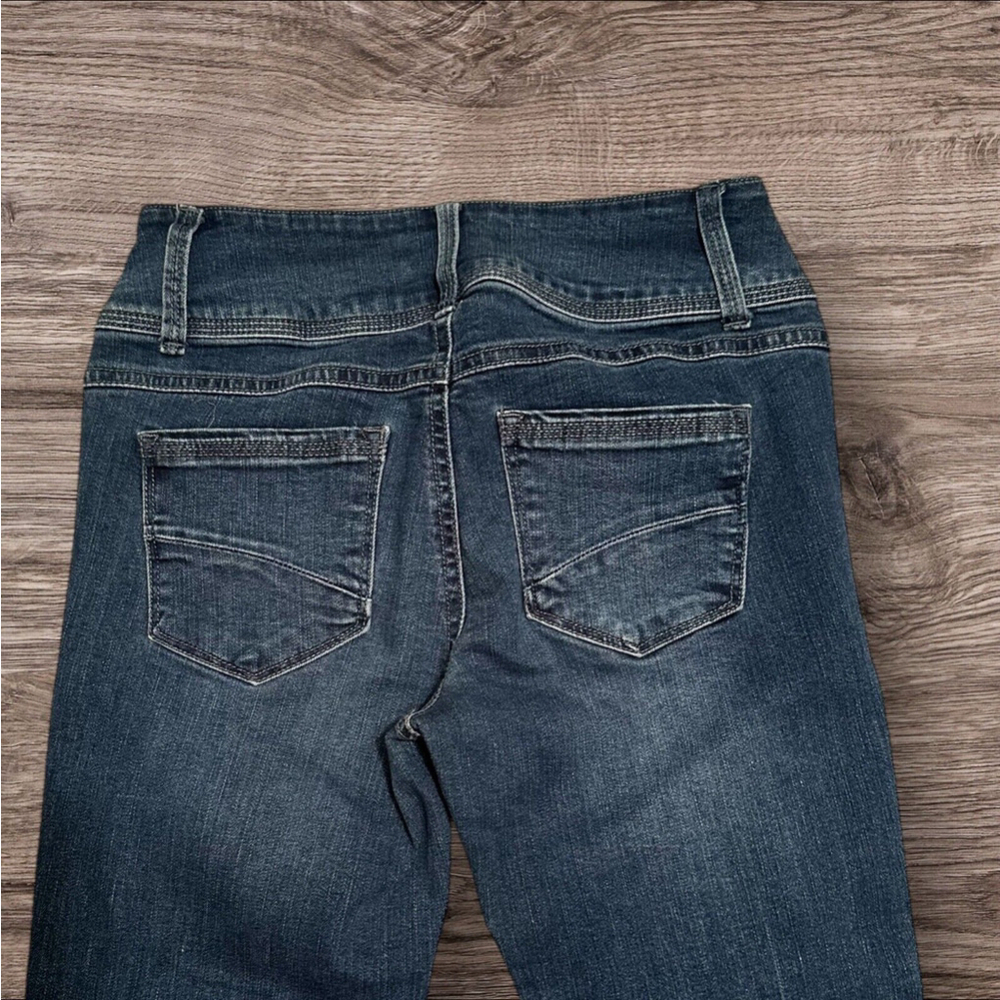 Signature Studio Blue Denim CAPRI Jeans Womens Size 6 Zip Button - Picture 3 of 16